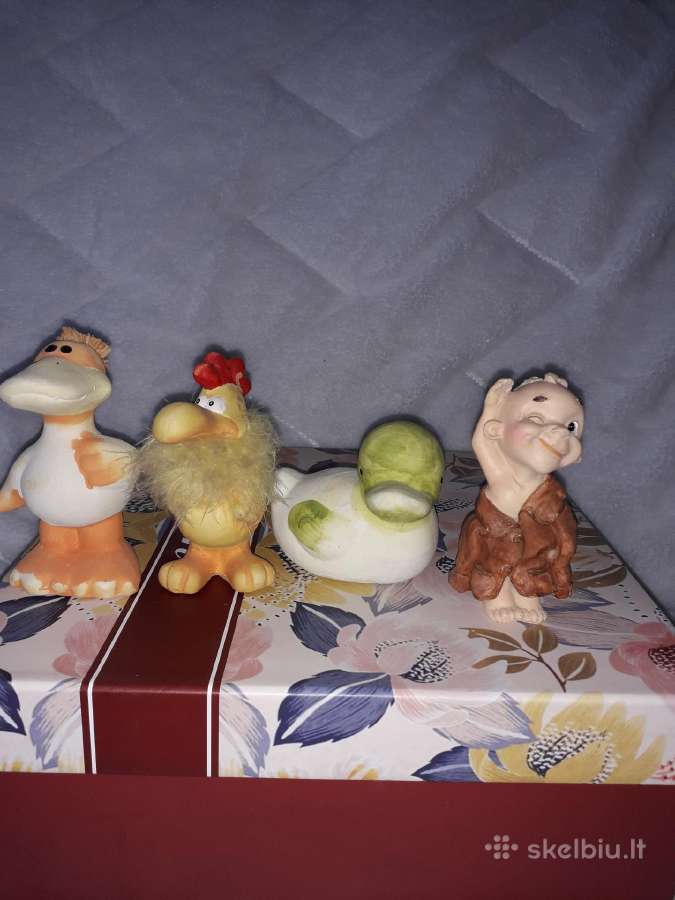 Statulėlės keramikinės figūrėlės