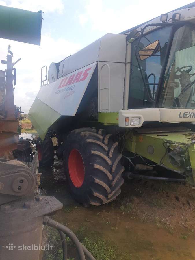 Kombainas Claas Lexion 440 Ardomas Dalimis
