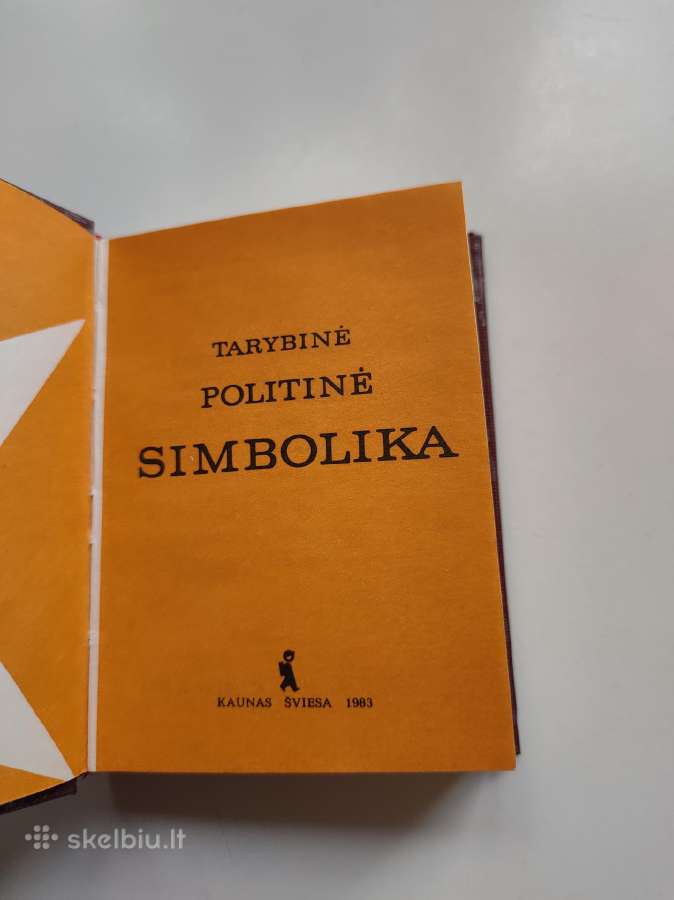 Knyga. Tarybinė simbolika - nuotraukos Nr. 2