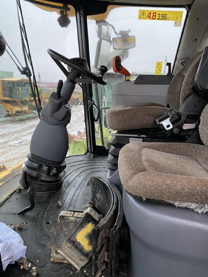 Kombainas New Holland Cr980 Ardomas Dalimis - nuotraukos Nr. 7