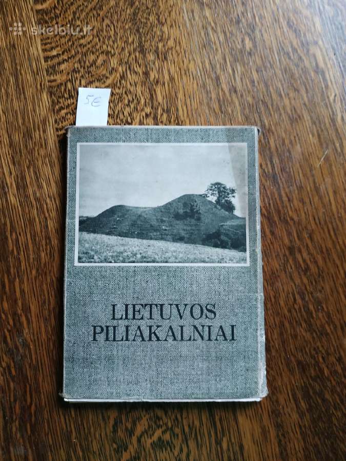 1958 m. Lietuvos piliakalnių atvirukų komplektas