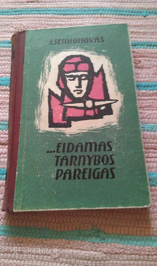 Romanas.eidamas Tarnybos Pareigas,j. Semionovas