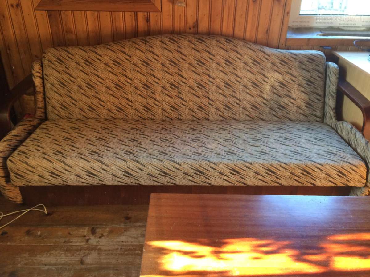 Sofa- lova. Skubiai parduodama