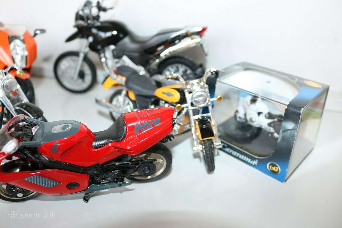 Motociklų modeliai modeliukai 1:18 bmw KTM honda - nuotraukos Nr. 3