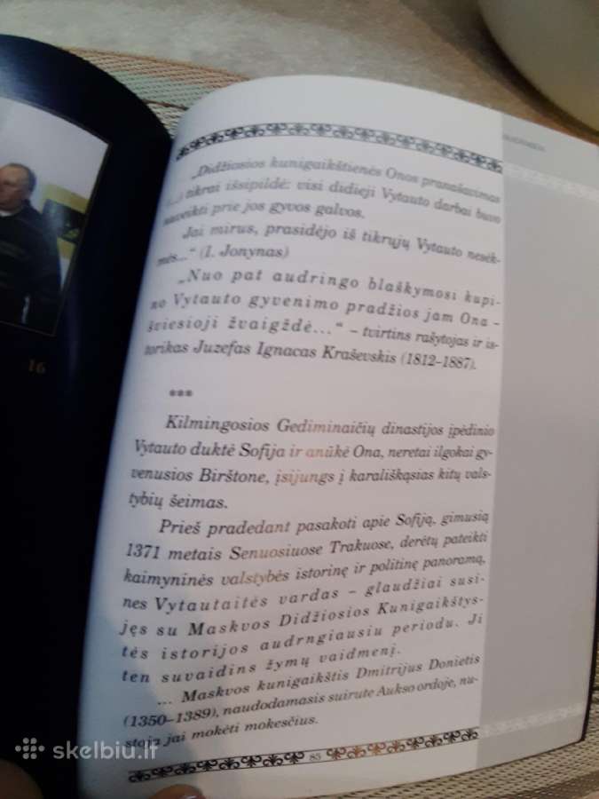 Knyga"akademikas" - nuotraukos Nr. 9