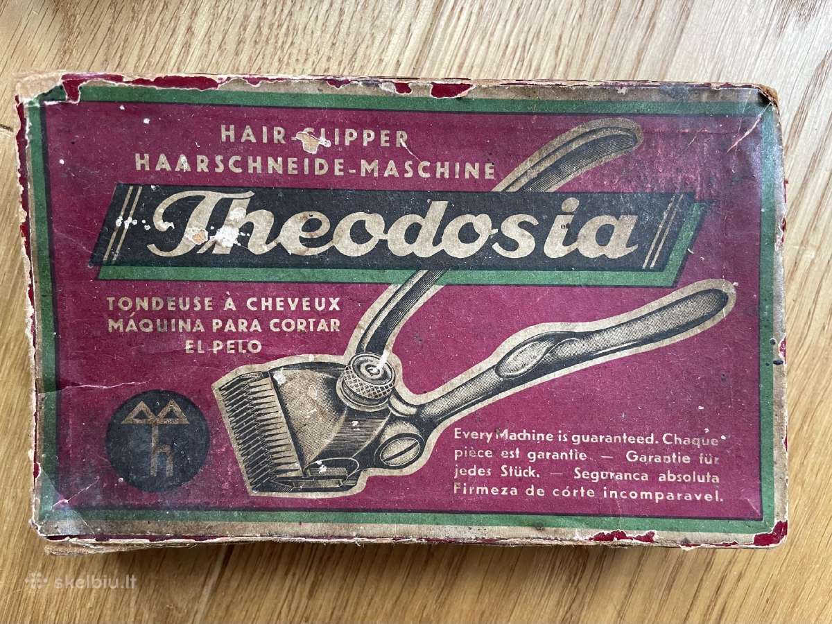 Vintage skutimosi peiliukas ir kirpimo mašinėlė