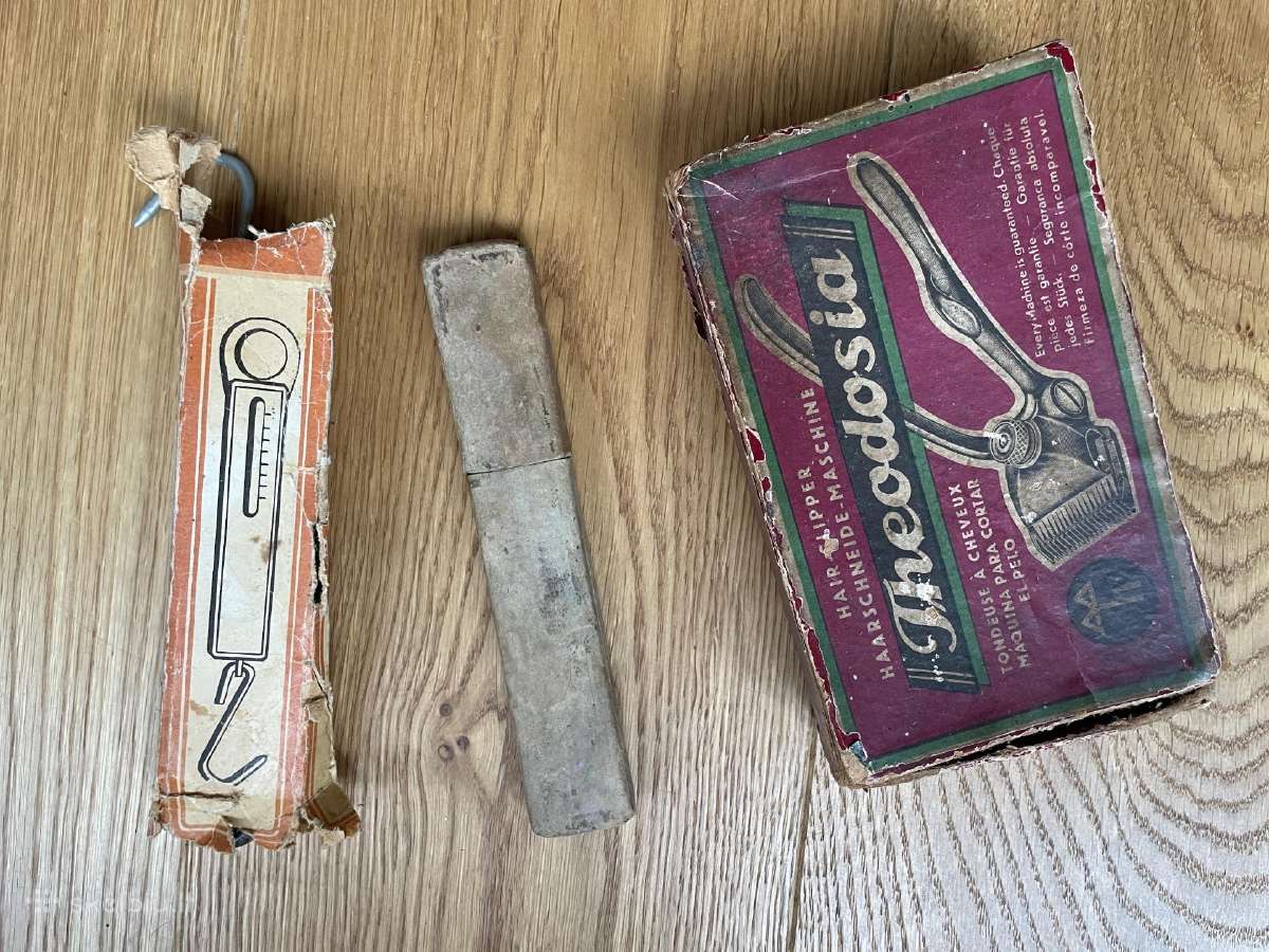 Vintage skutimosi peiliukas ir kirpimo mašinėlė - nuotraukos Nr. 4