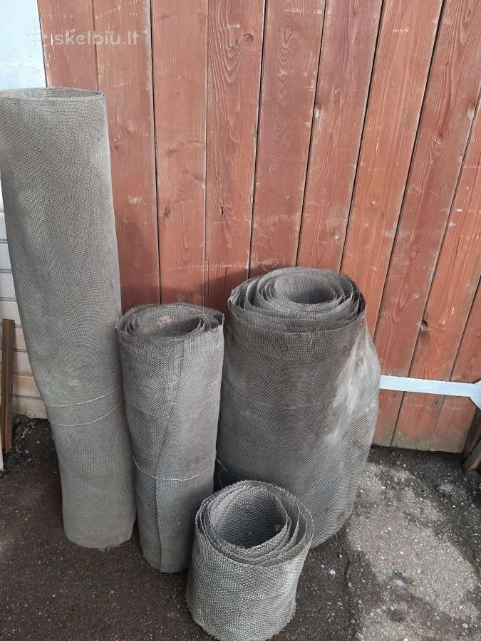 Nerūdijančio plieno tinklo gabalai