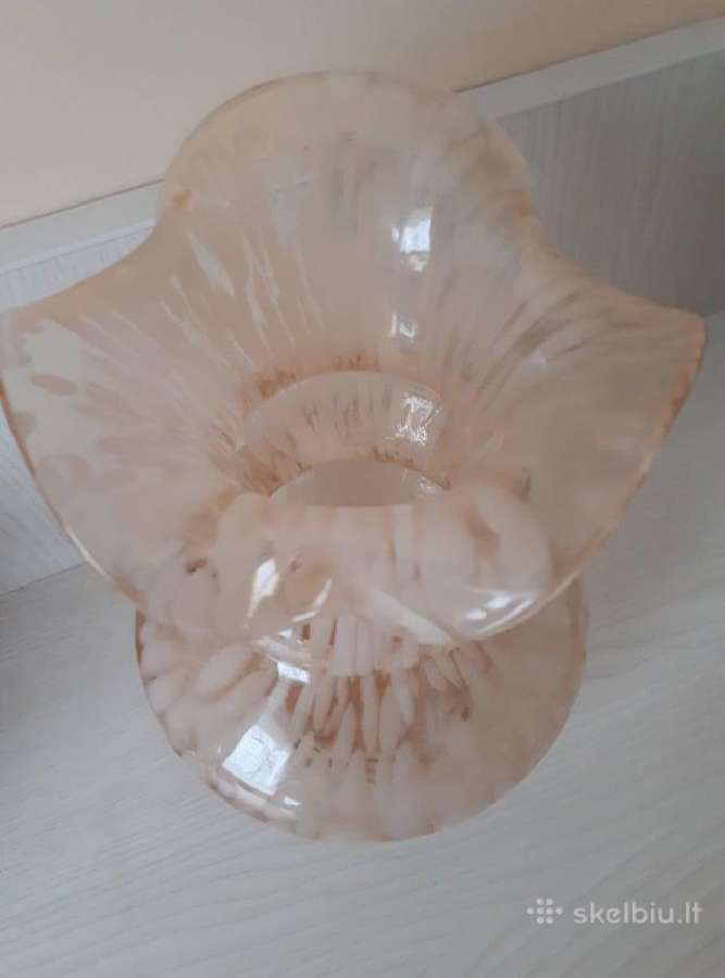 Vintažinė plastiškos formos stiklinė vaza - nuotraukos Nr. 3