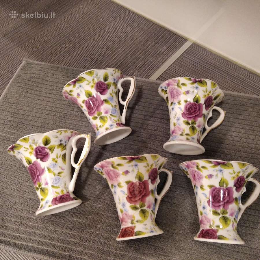 Puodeliai porcelianiniai