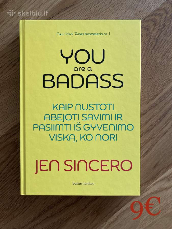 Parduodamos įvairios knygos