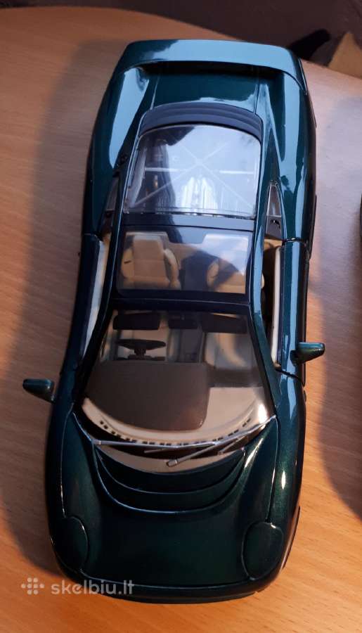 Auto Modeliai 1/18