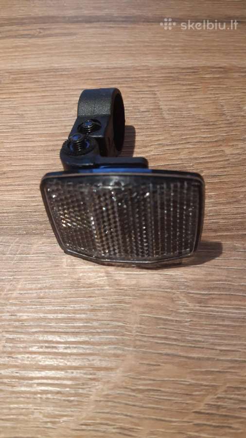 Priekinis atšvaitas baltos spalvos, 55x38 mm