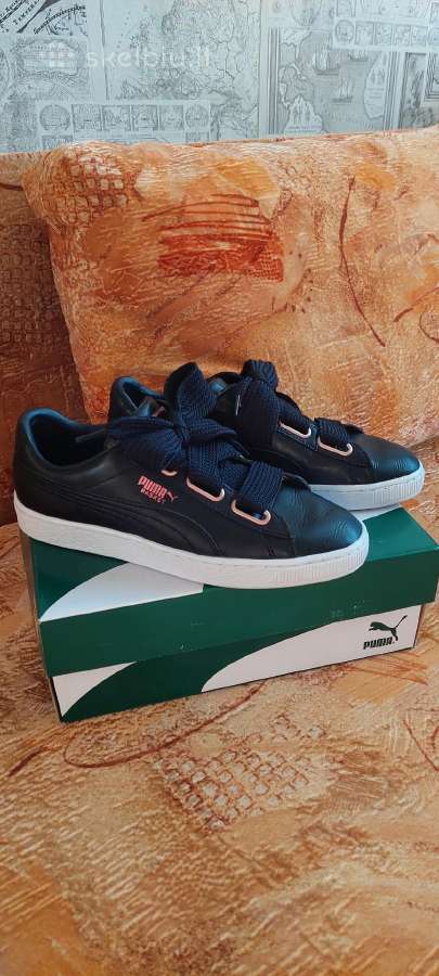 "Puma" kedai moterims