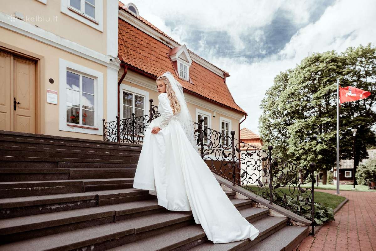 Vestuvinė Itališka suknelė (dydis 38/40) - nuotraukos Nr. 2