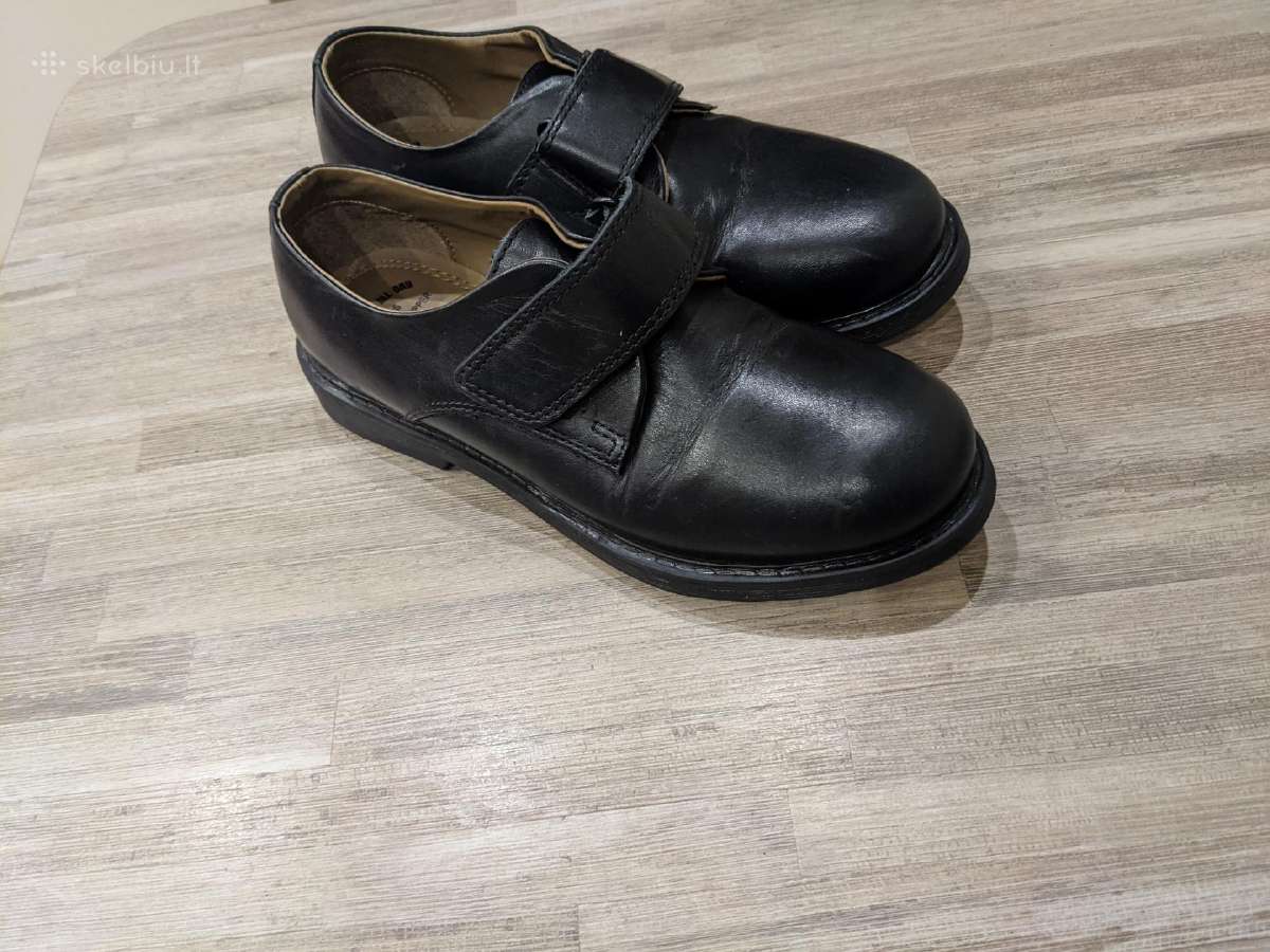 Juodi uniforminiai batai 35-36dydis