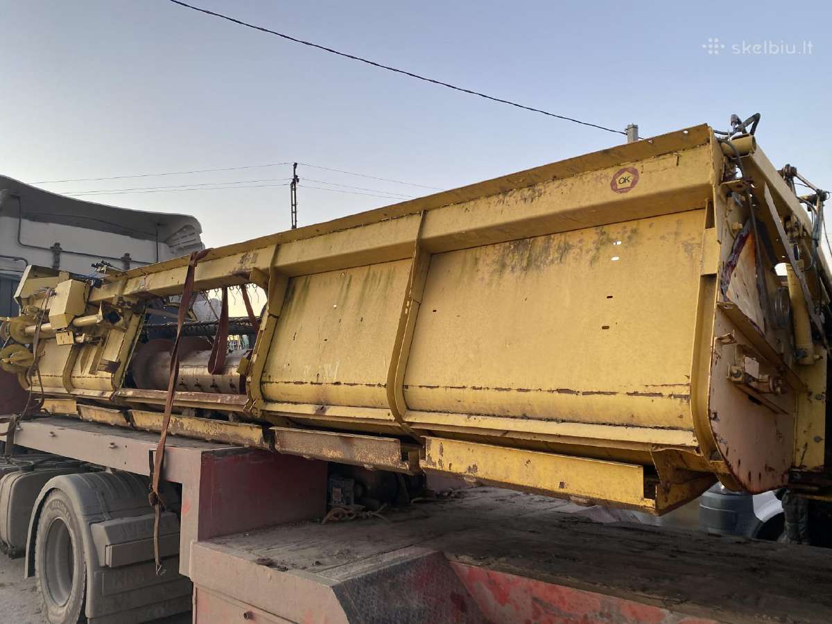 Kombainas New Holland Tf44 Ardomas Dalimis - nuotraukos Nr. 5