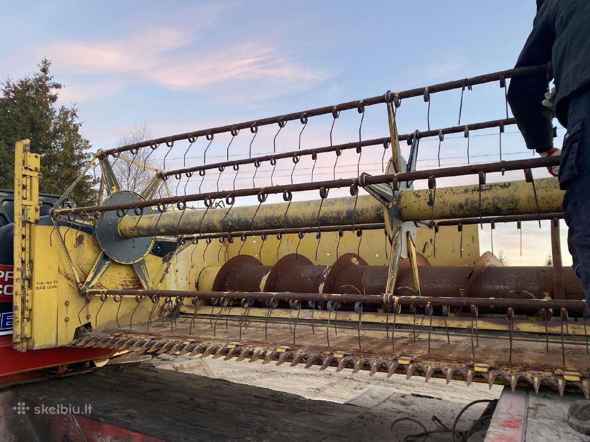 Kombainas New Holland Tf44 Ardomas Dalimis - nuotraukos Nr. 9