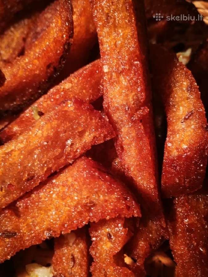Keptas paršiukas, kepta duona su natūraliu česnaku - nuotraukos Nr. 9
