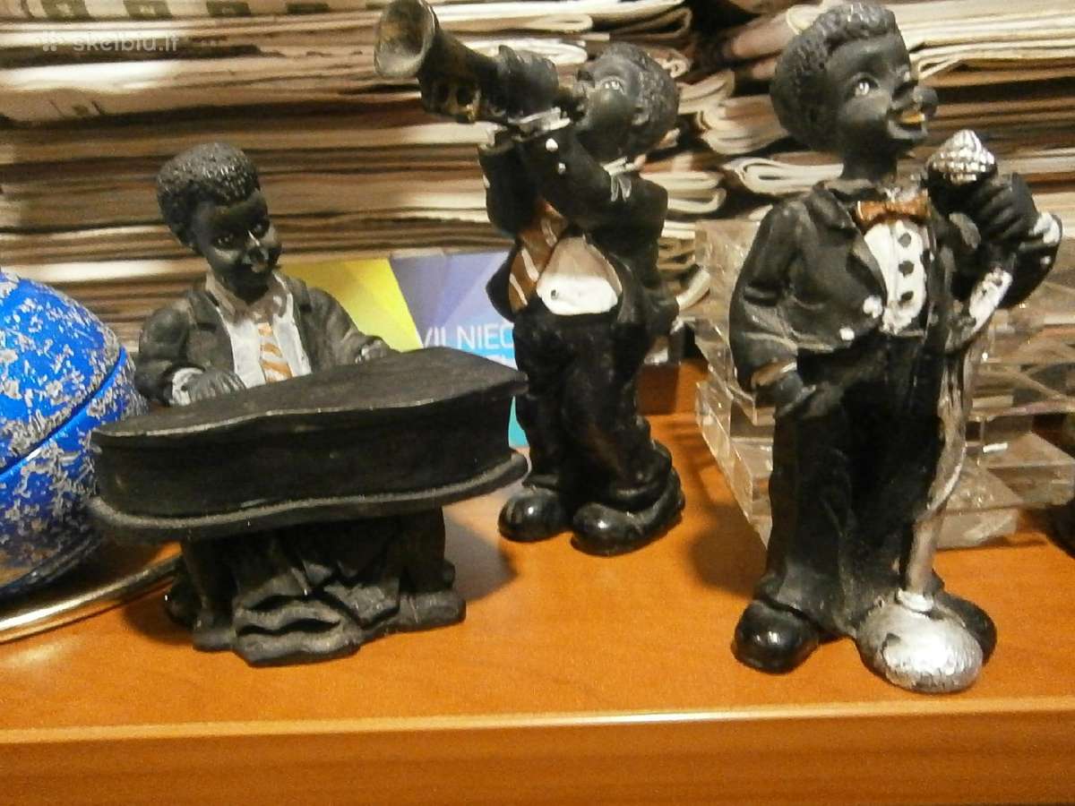 3 džiazo muzikantų grupės skulptūros 9- 10cm
