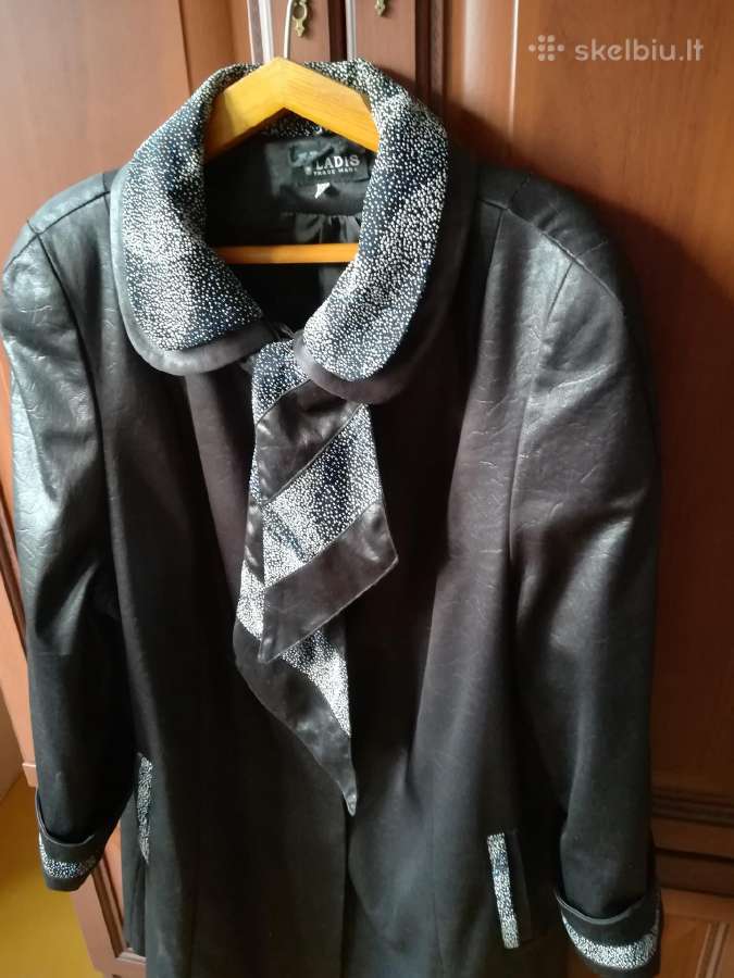 Elegantiškas demisezoninis paltas Plus size
