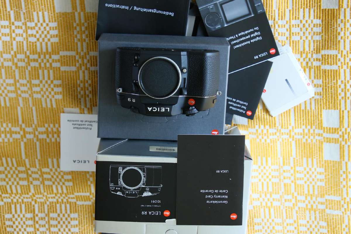 Leica R9