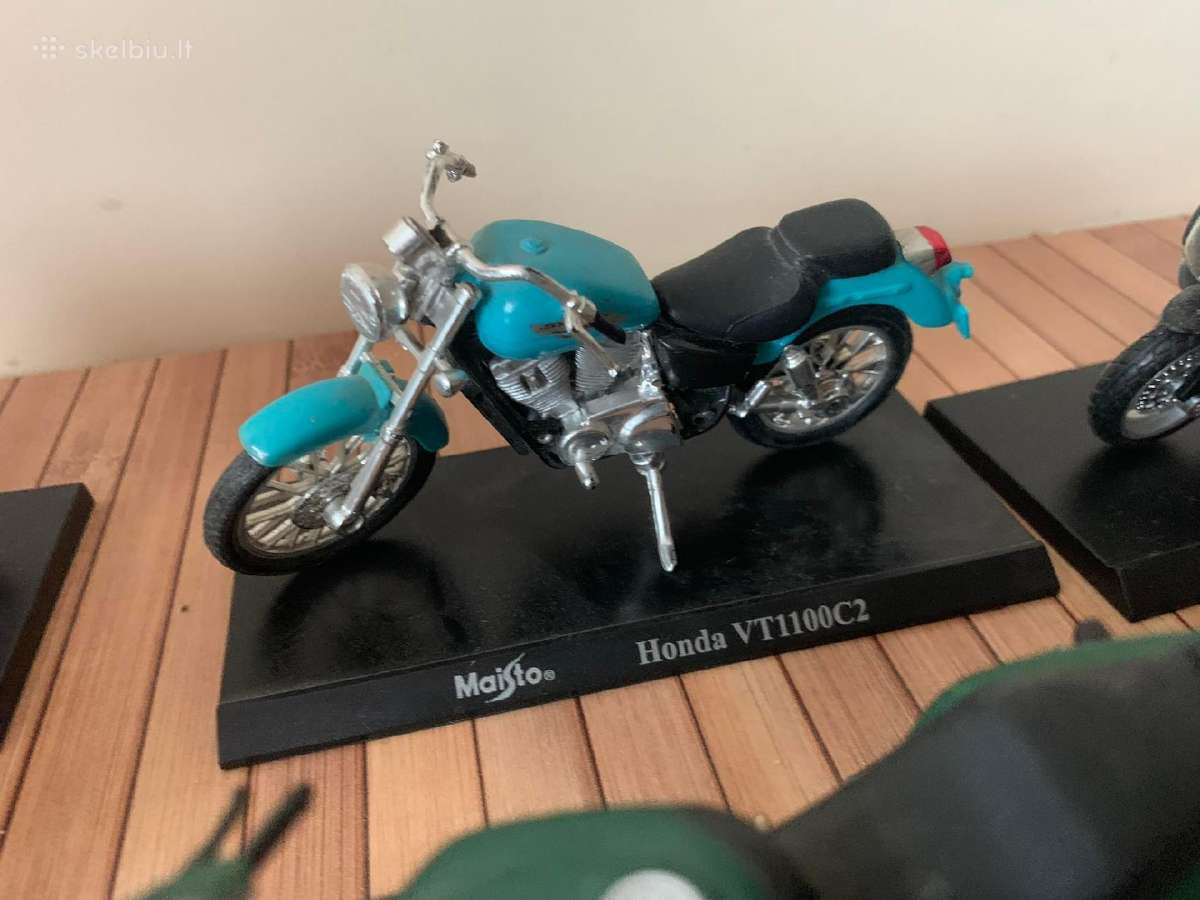 Motociklai modeliai 1:18 kolekciniai - nuotraukos Nr. 11