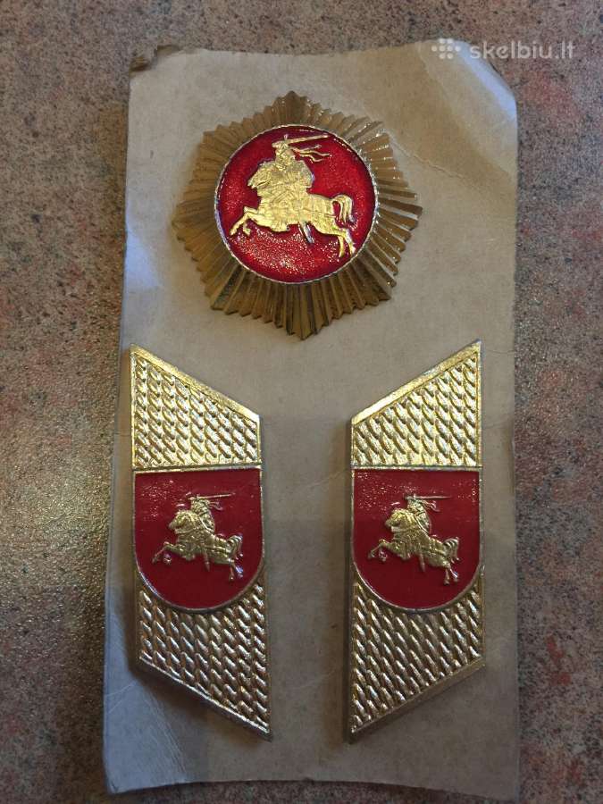 Lietuvos policijos kokarda ir petlicos