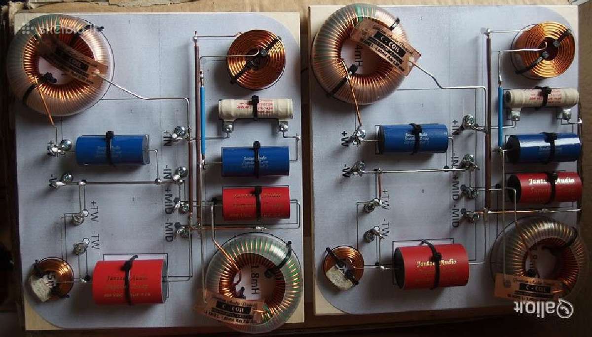 . Mach audio