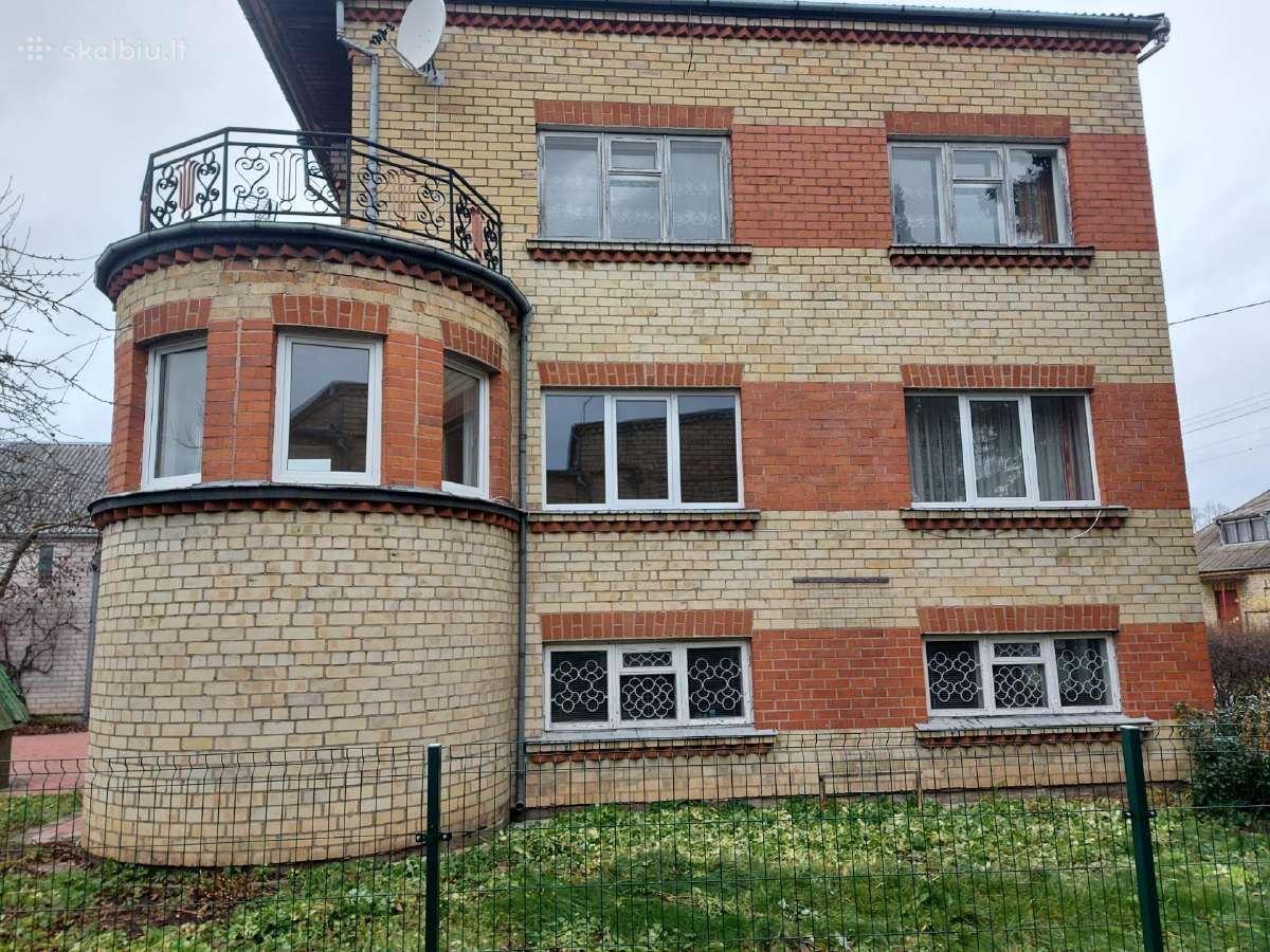 Parduodamas mūrinis namas miesto centre - nuotraukos Nr. 10