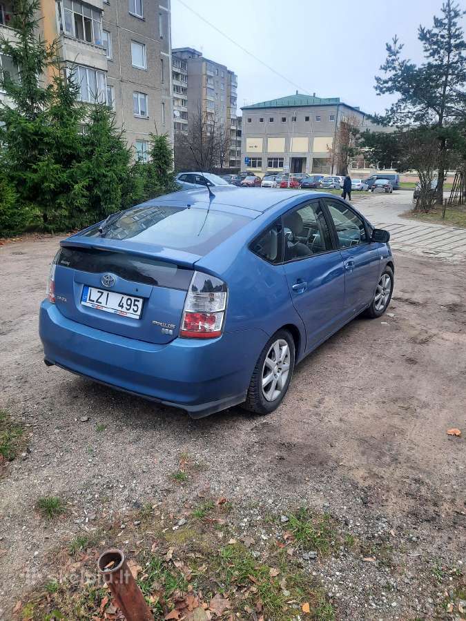 Toyota Prijus ,plius nuoma - nuotraukos Nr. 6