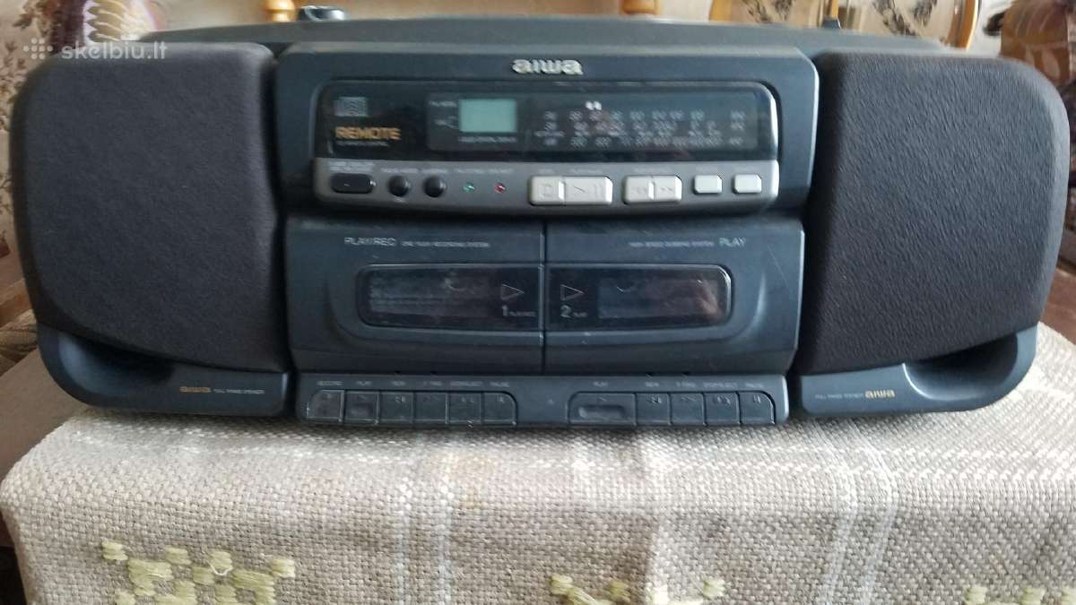 Aiwa muzikinis centras