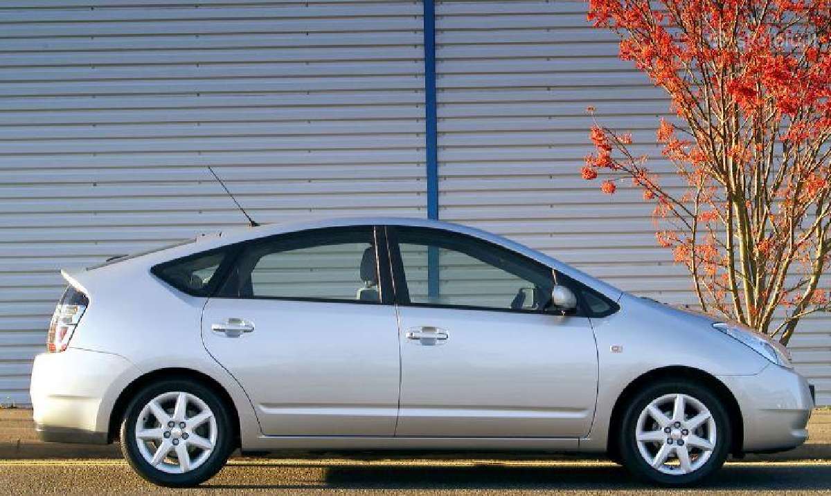 Toyota Prius 2 ir Prius+ nuoma.аренда приус. - nuotraukos Nr. 4