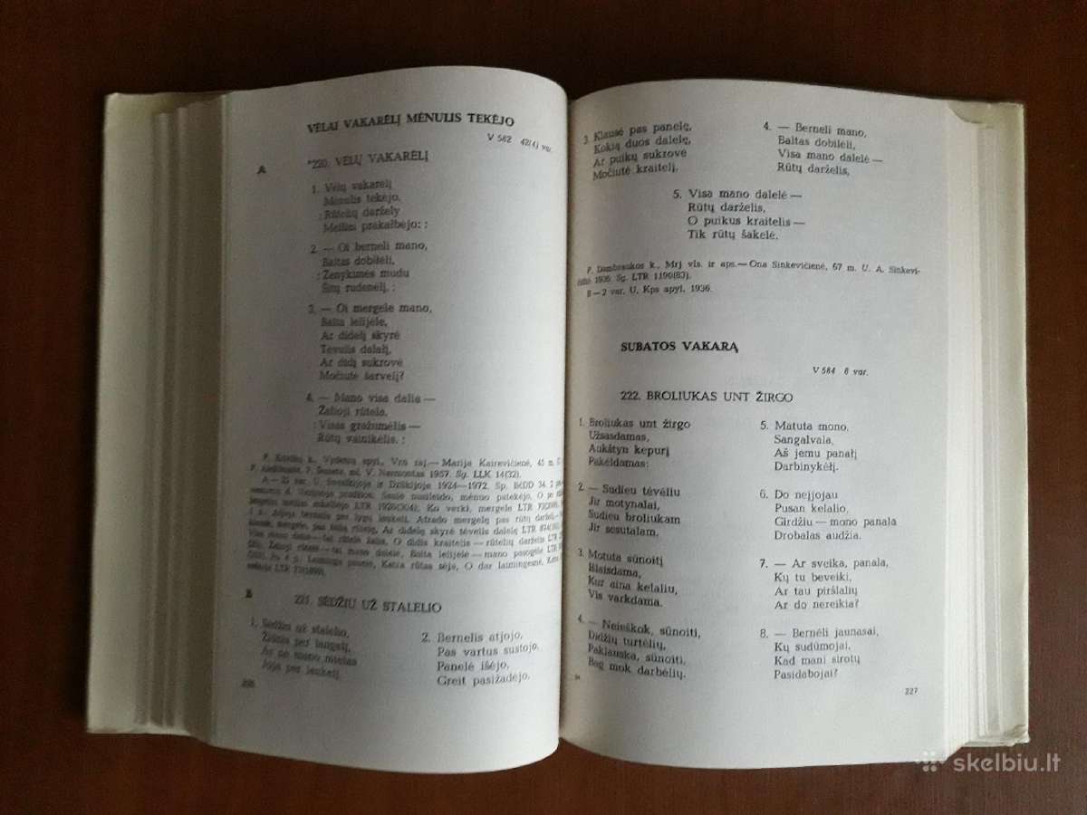 "Vestuvinės dainos" 2 tomas 1988 metai - nuotraukos Nr. 4