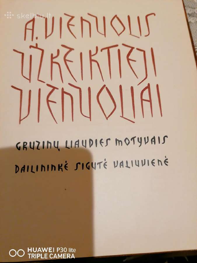 Knyga - nuotraukos Nr. 2