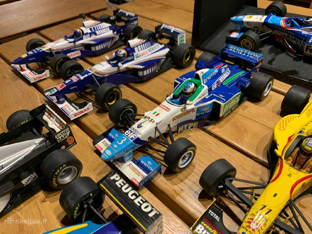 F-1 Formulių modeliai Minichamps 1:18 Mclaren