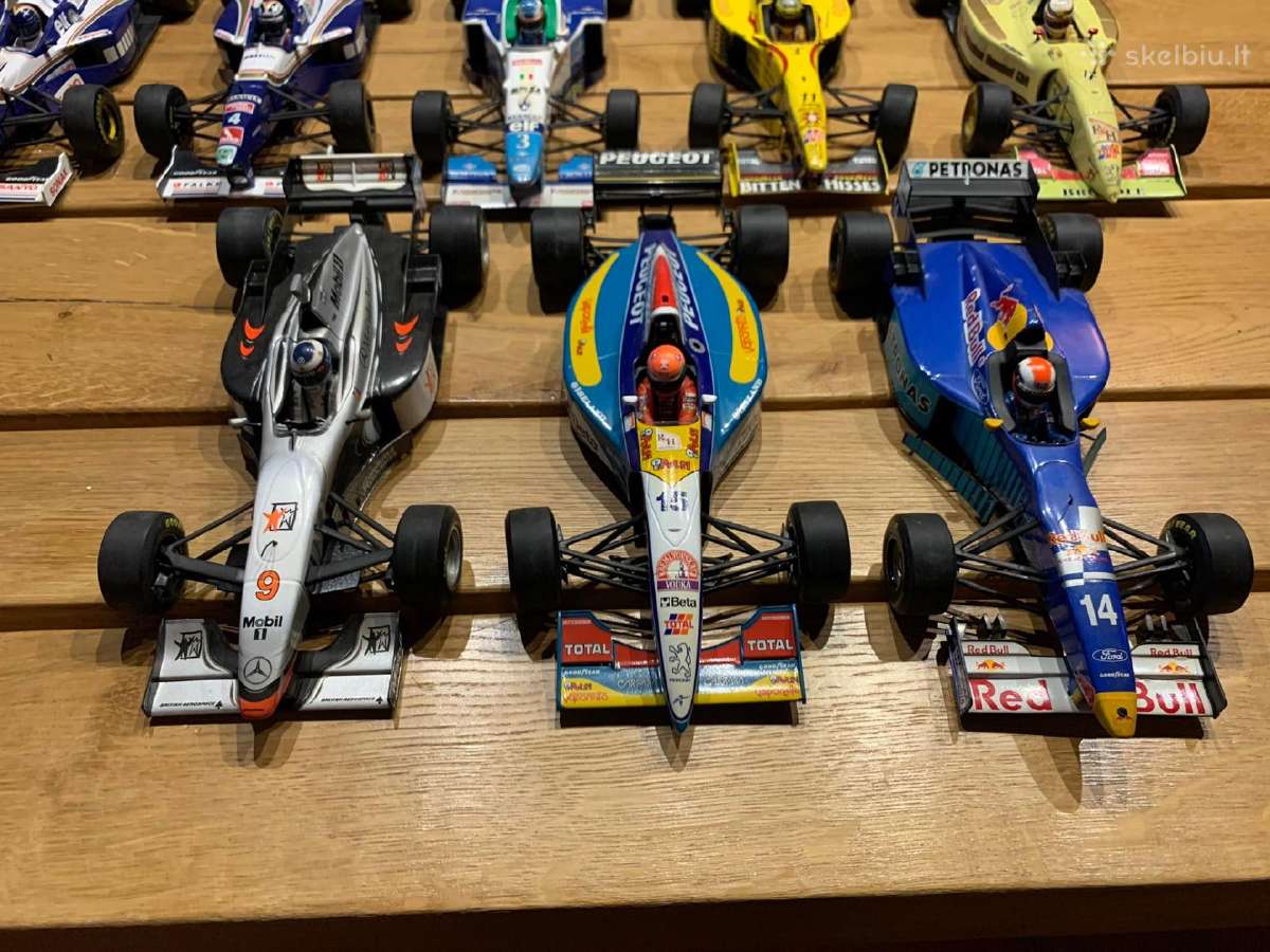 F-1 Formulių modeliai Minichamps 1:18 Mclaren - nuotraukos Nr. 3