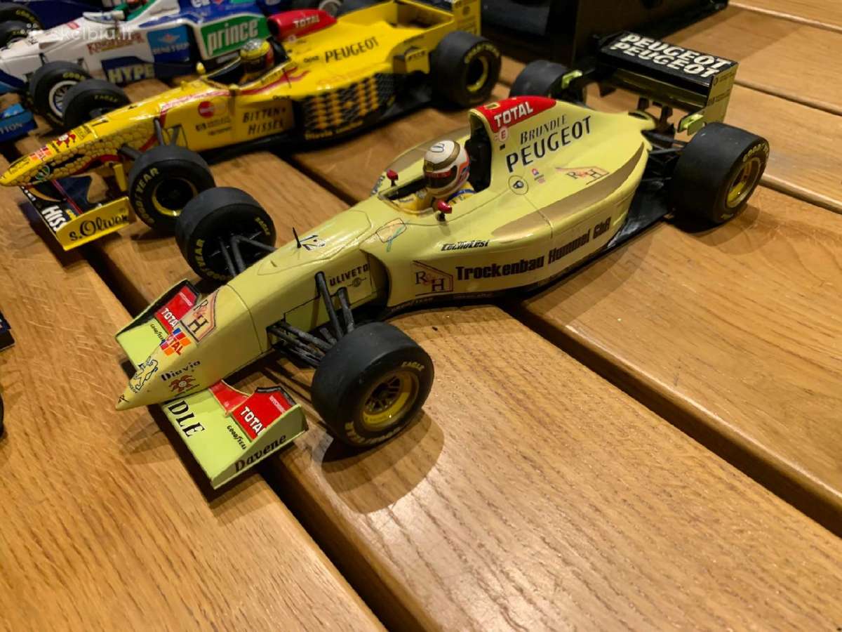 F-1 Formulių modeliai Minichamps 1:18 Mclaren - nuotraukos Nr. 10