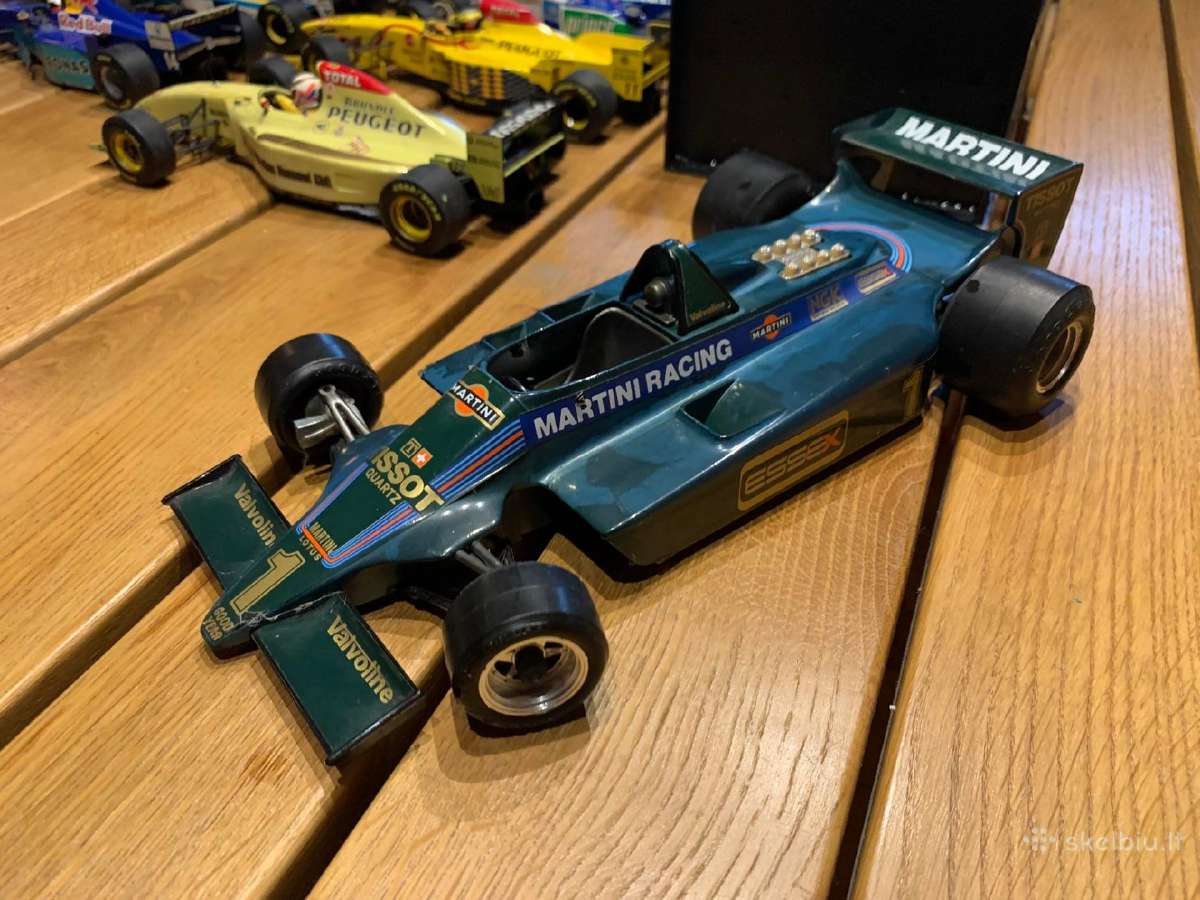 F-1 Formulių modeliai Minichamps 1:18 Mclaren - nuotraukos Nr. 16