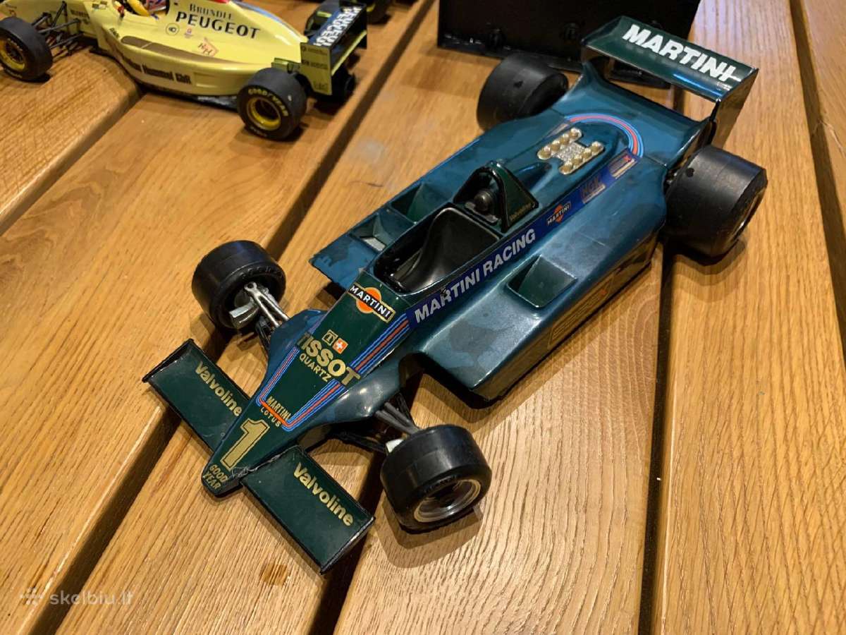 F-1 Formulių modeliai Minichamps 1:18 Mclaren - nuotraukos Nr. 18