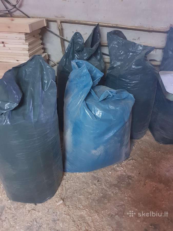 Pjuvenos sausos 3€