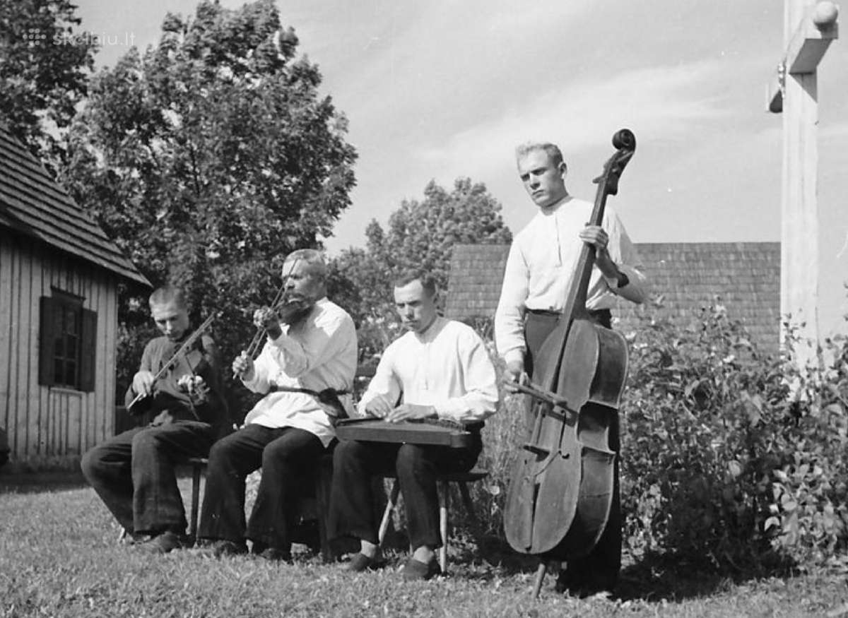 Tarpukario muzikos instrumentu - nuotraukos Nr. 5