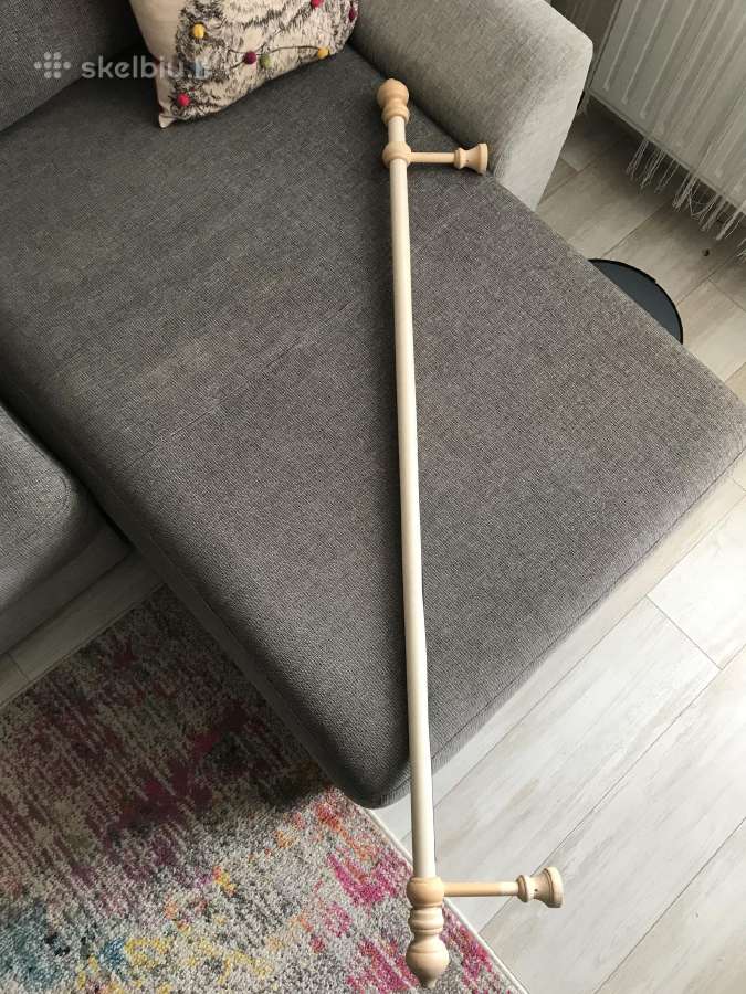 Karnizas 130cm su užsegimais