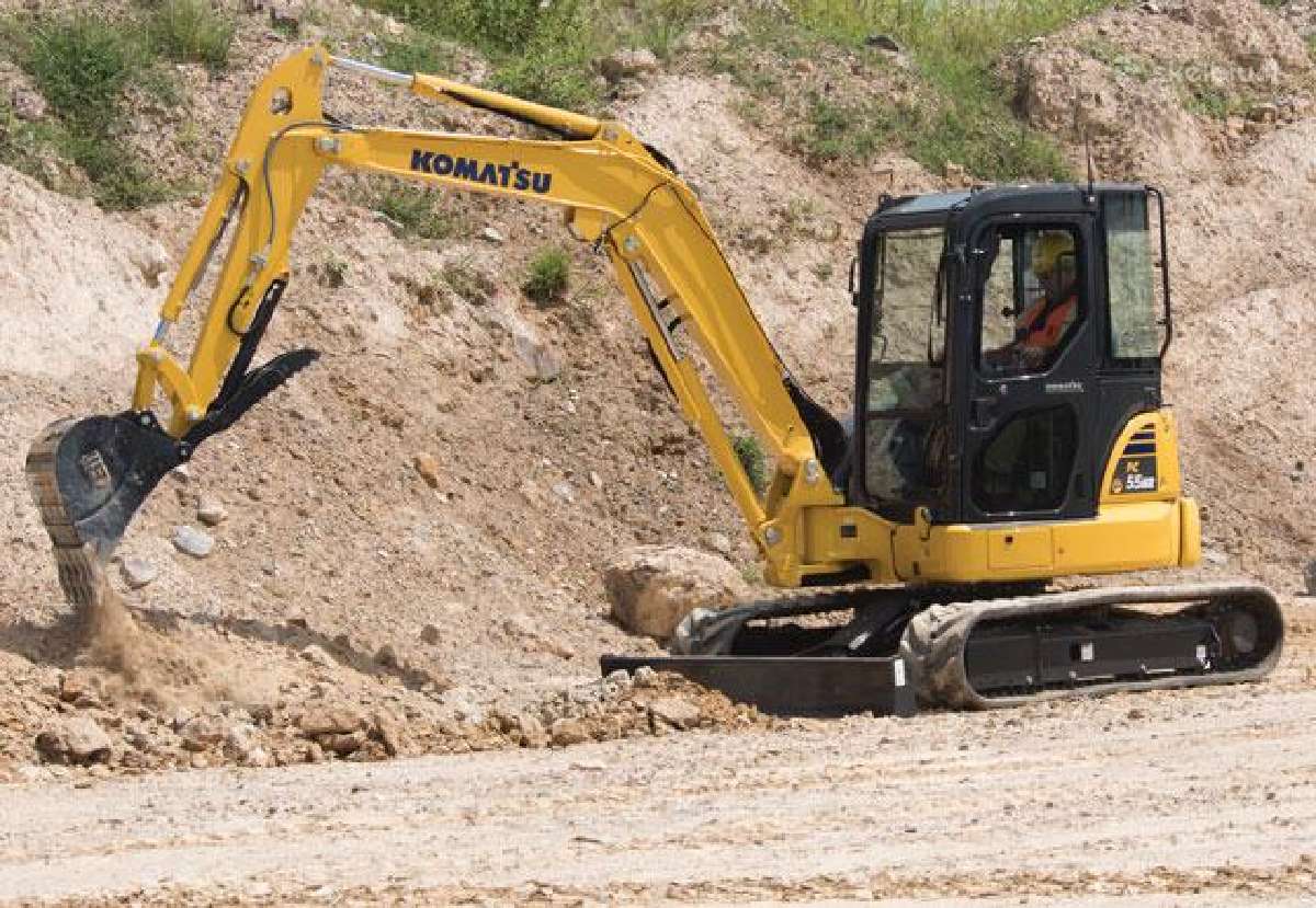 Komatsu stiklai: priekinis, durys, galinis ir kt. - nuotraukos Nr. 6