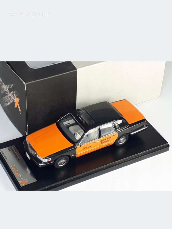 Lincolb Town Car