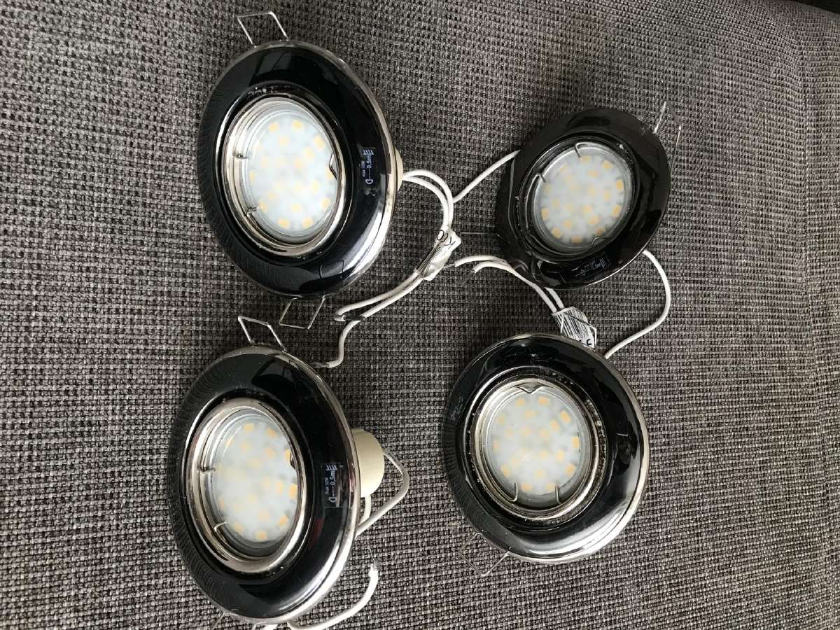 LED lizdai ir laikikliai - nuotraukos Nr. 6