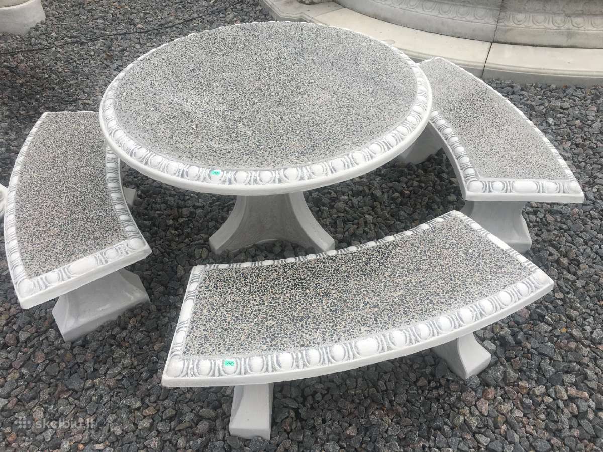 Betoniniai lauko baldai