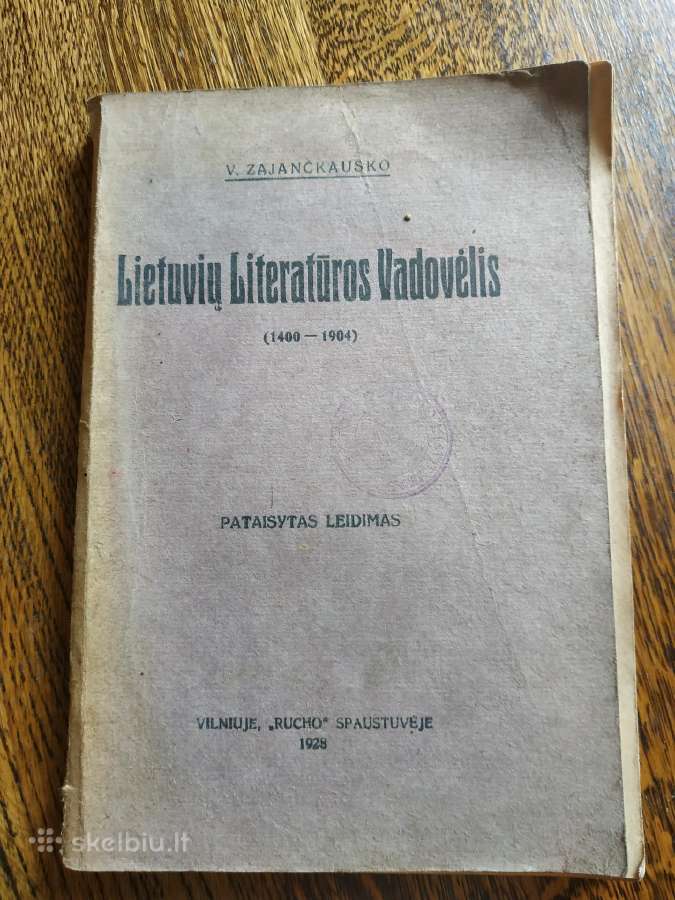 1928 m.v. Zajančkausko Lietuvių literatūros vadovė