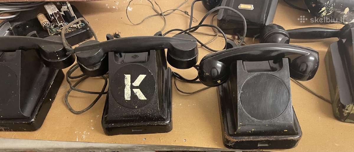 Seni bakelitiniai telefonu aparatai