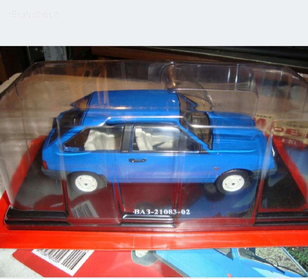 Lada 21083